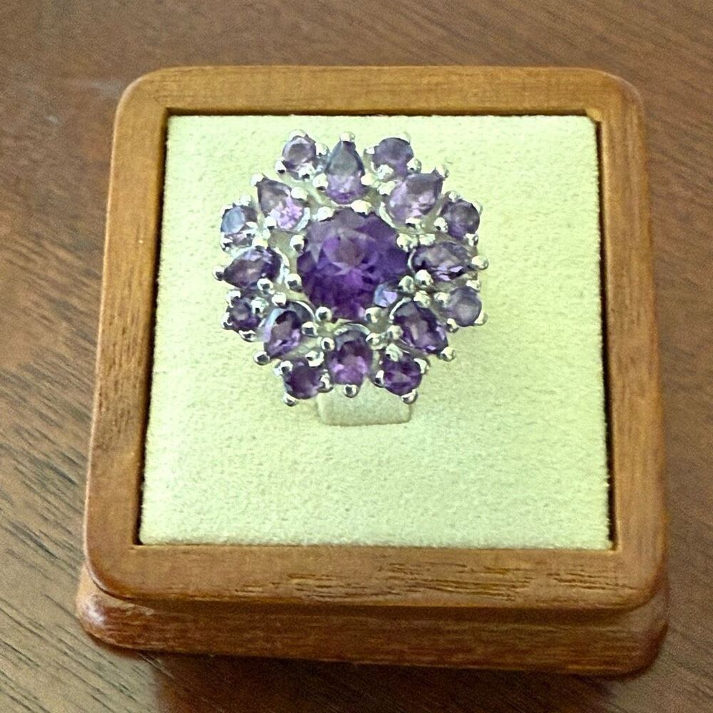 Stunning Genuine Amethyst Cluster Statements Cocktail Ring